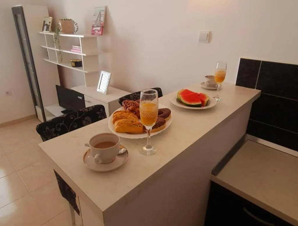 Apartments Maro Паг