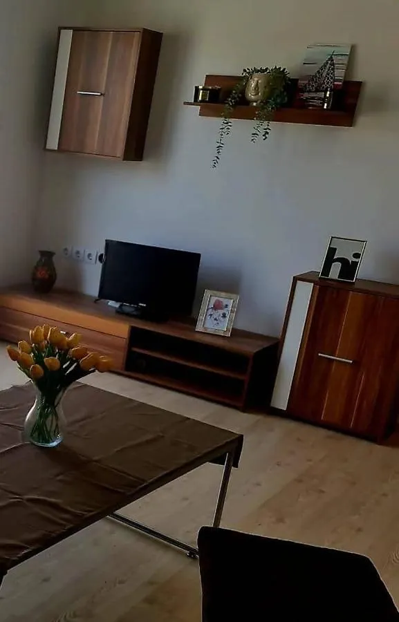 Apartments Maro Паг